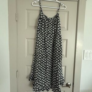 Black and White Patterned Women's Dress
